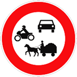 عبور کلیه وسایط نقلیه ممنوع
